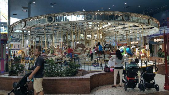 Fantasy Fair at Woodbine Centre